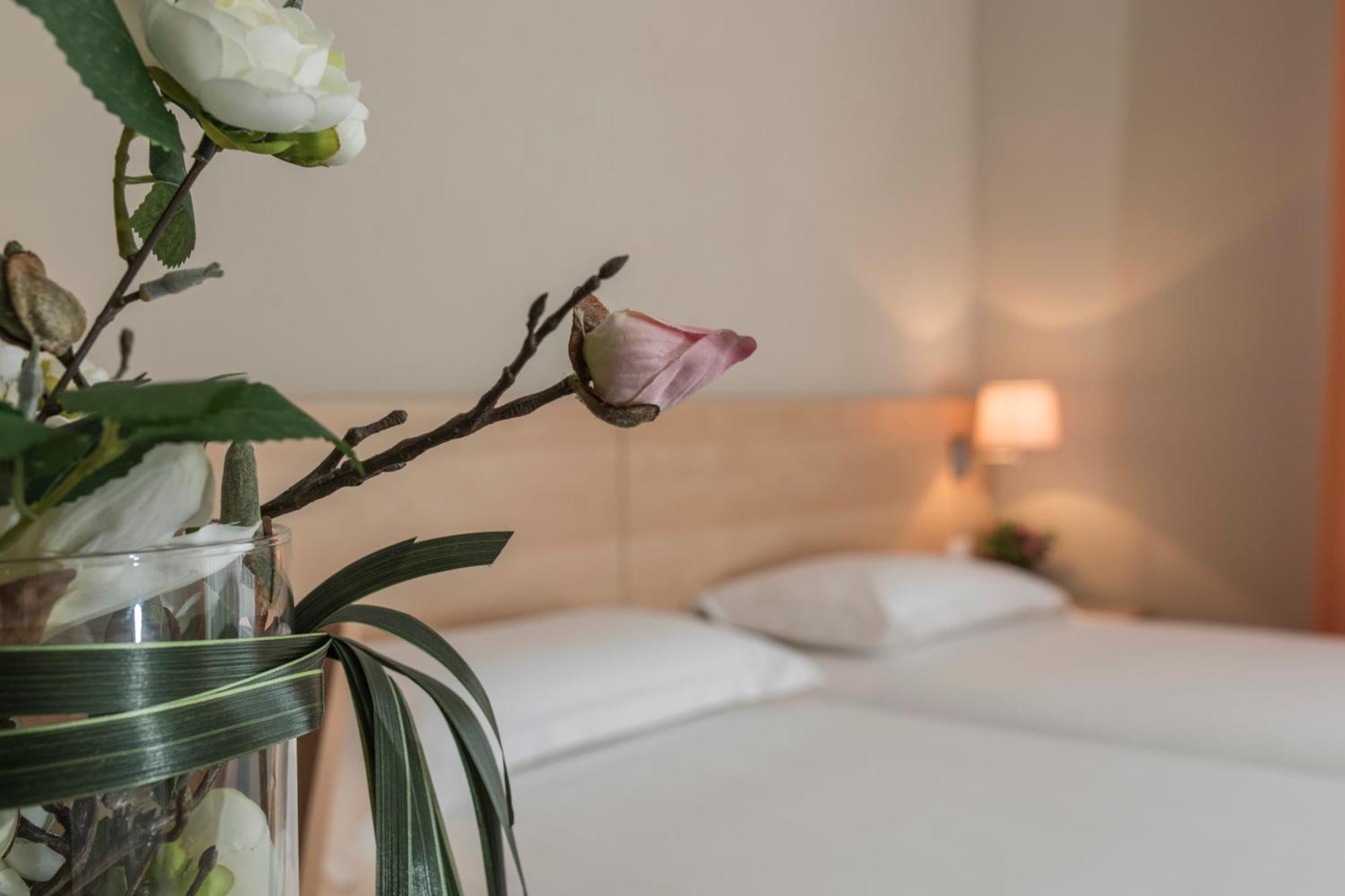 Hotel Donatello Imola Ngoại thất bức ảnh
