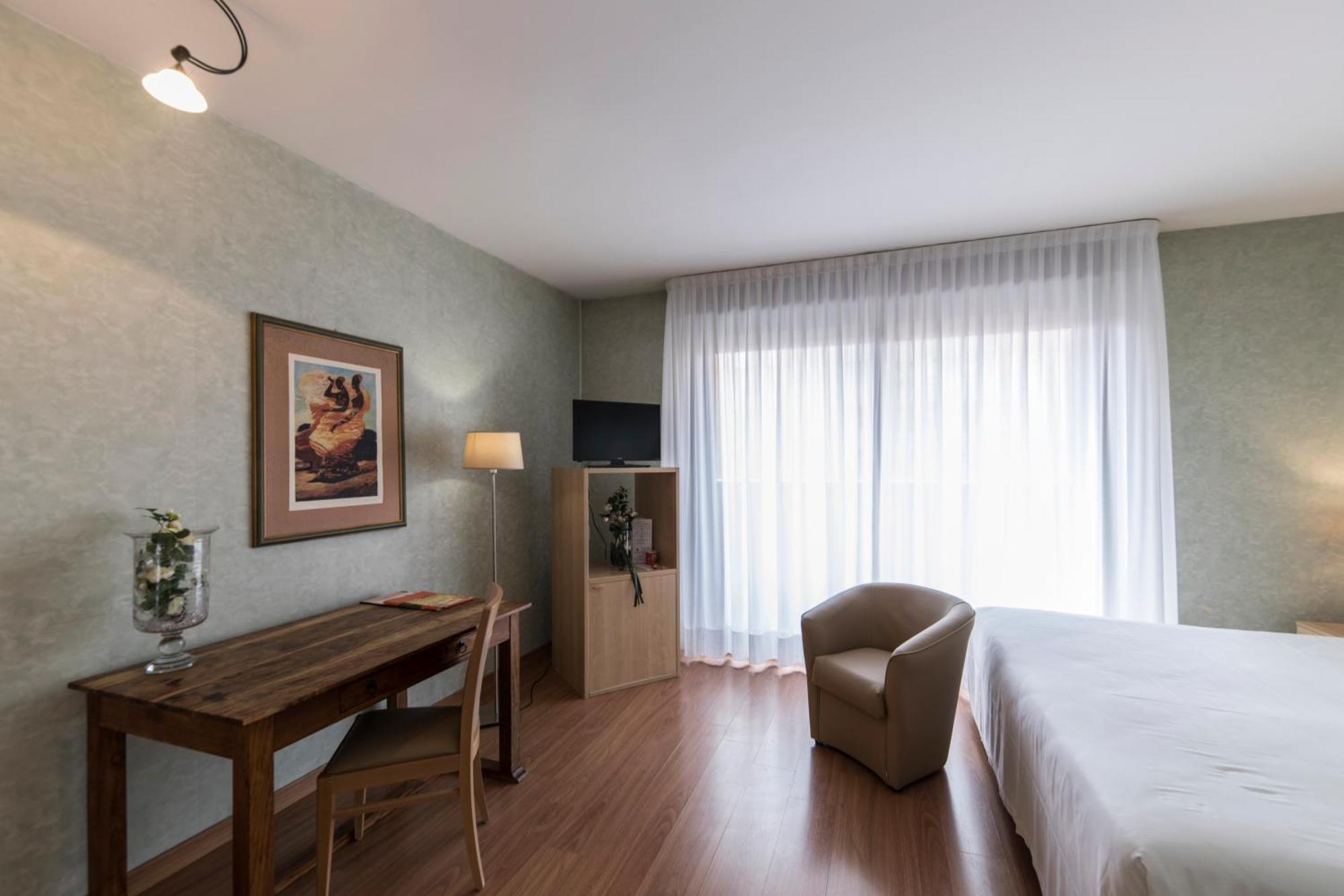 Hotel Donatello Imola Ngoại thất bức ảnh