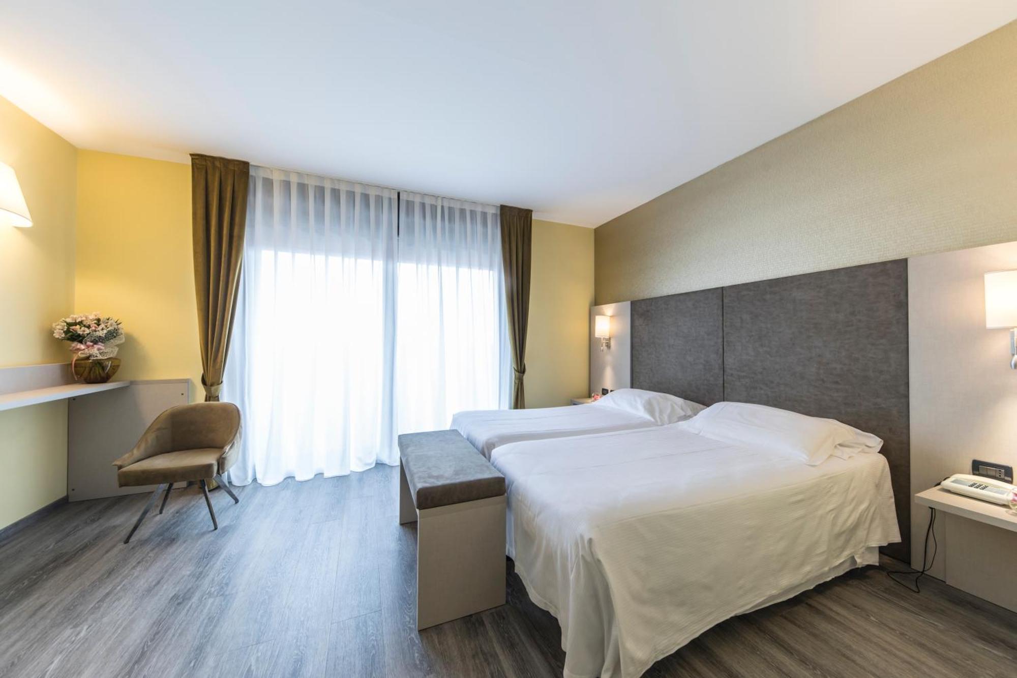 Hotel Donatello Imola Ngoại thất bức ảnh