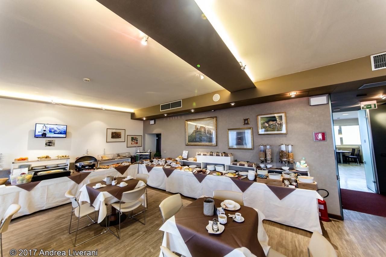 Hotel Donatello Imola Ngoại thất bức ảnh